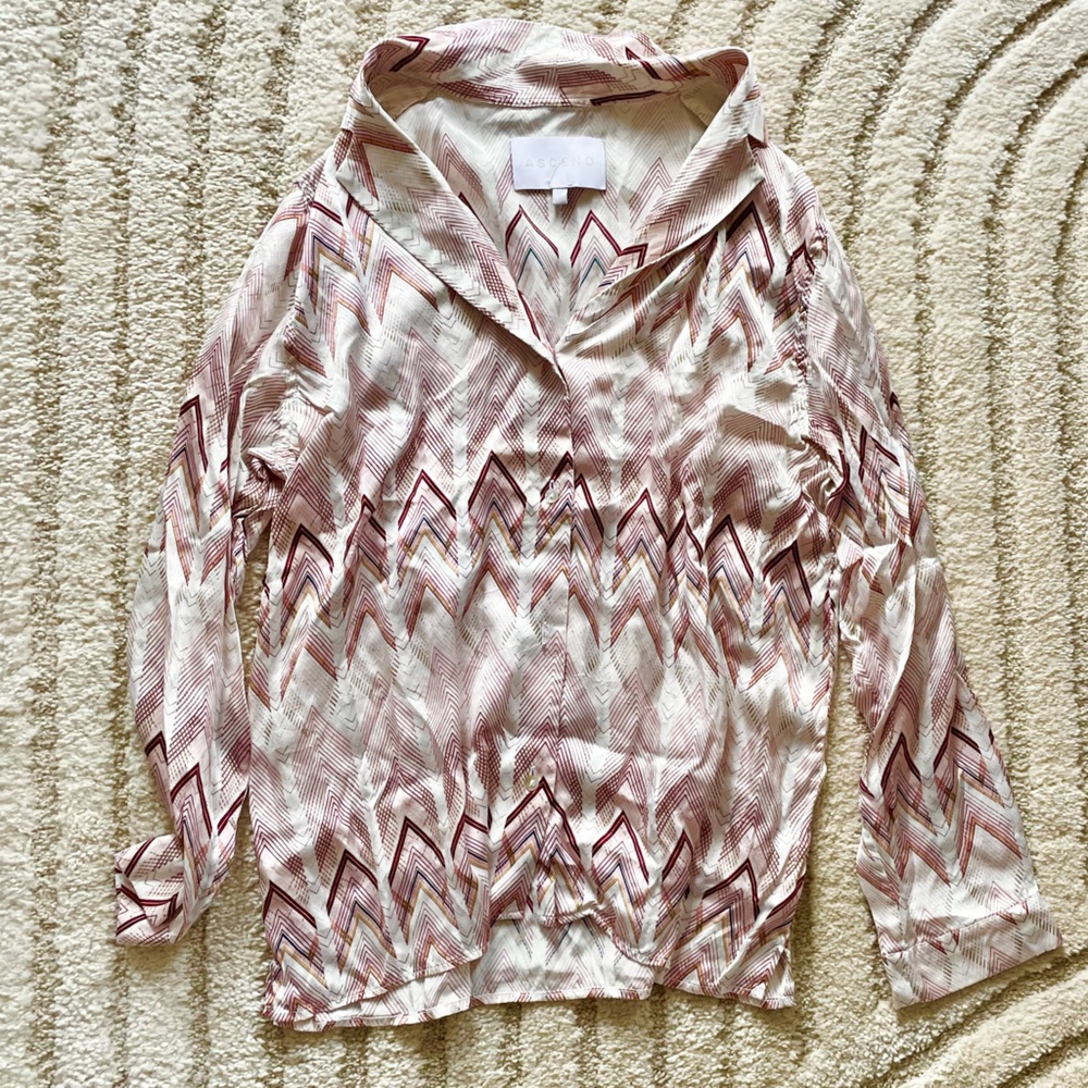 Asceno 100% silk sleep top